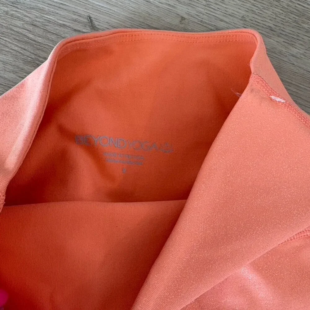 ** Beyond Yoga Orange Sparkle Leggings Midi High Waisted size small workout